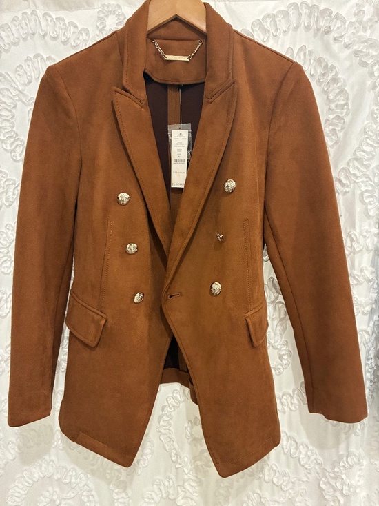 White House Black Market Jackets & Blazers - WHBM faux suede blazer sz 6